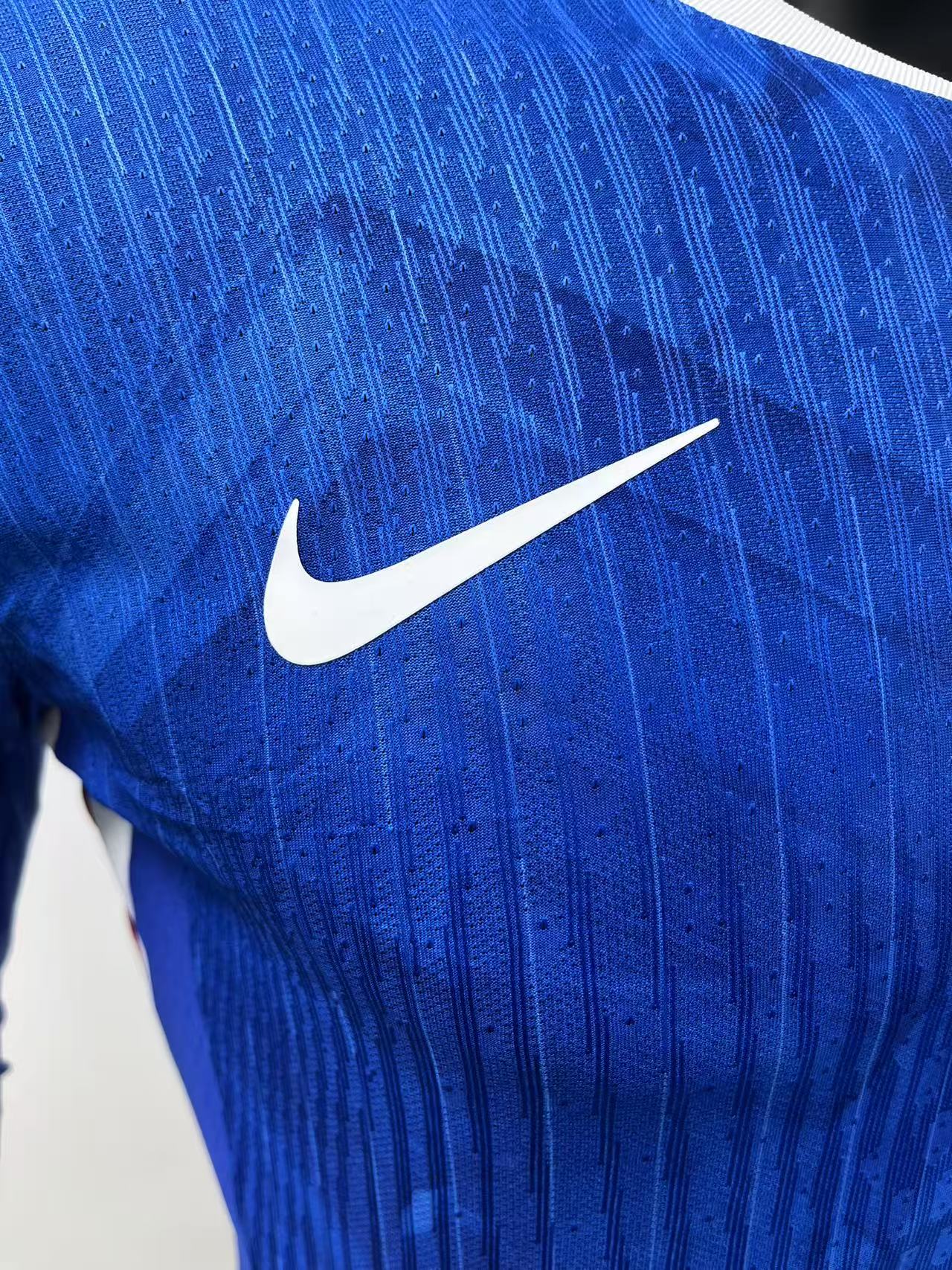 25-26 Player Chelsea Home