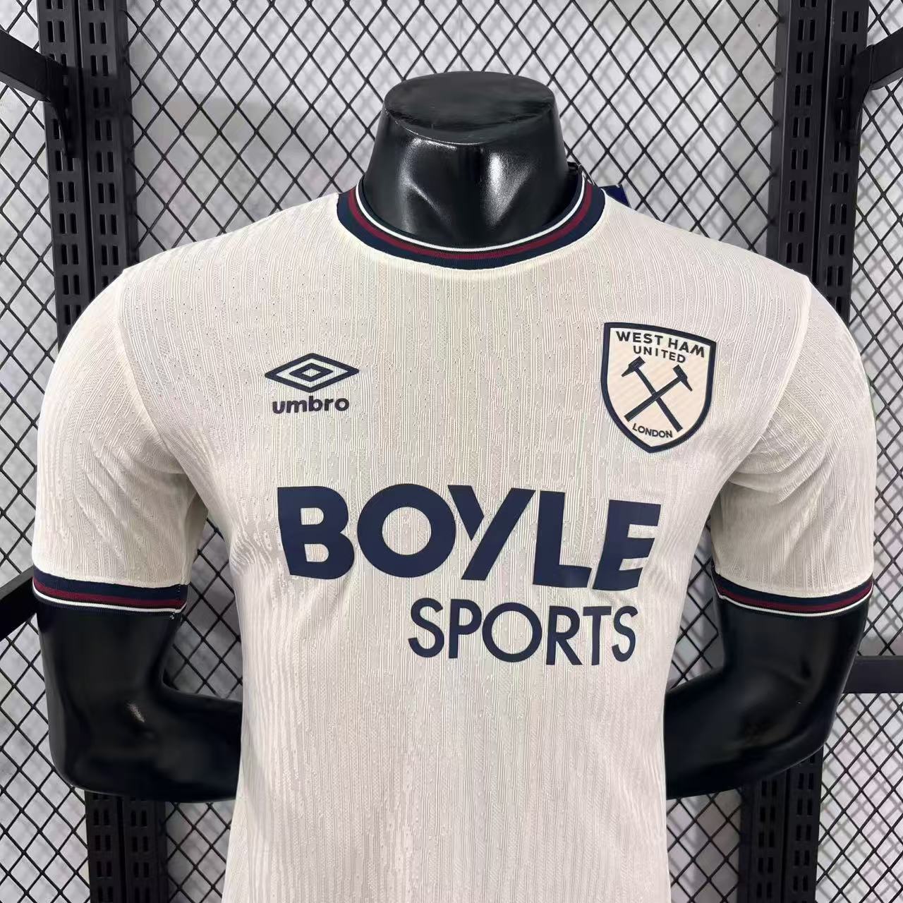 25-26 Player West Ham United  Visitante
