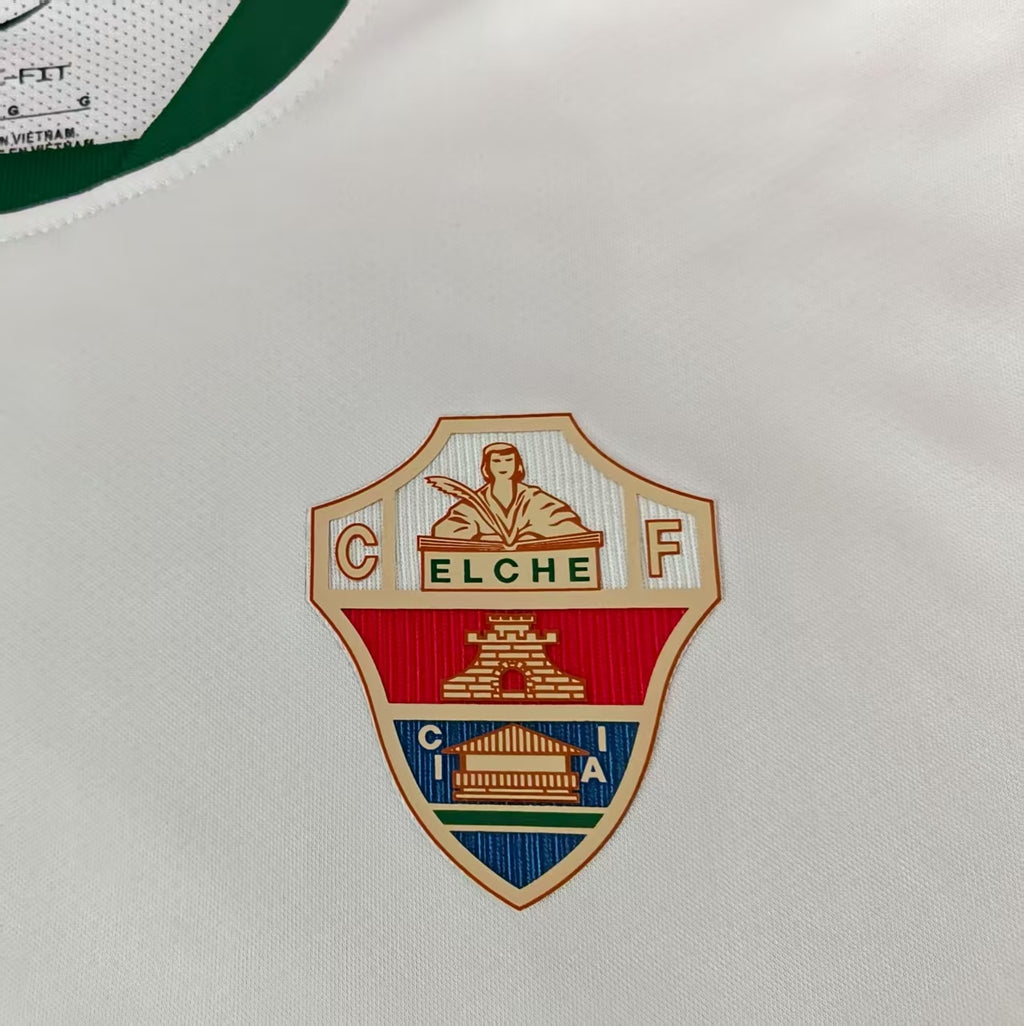 25-26 Player Elche CF Local