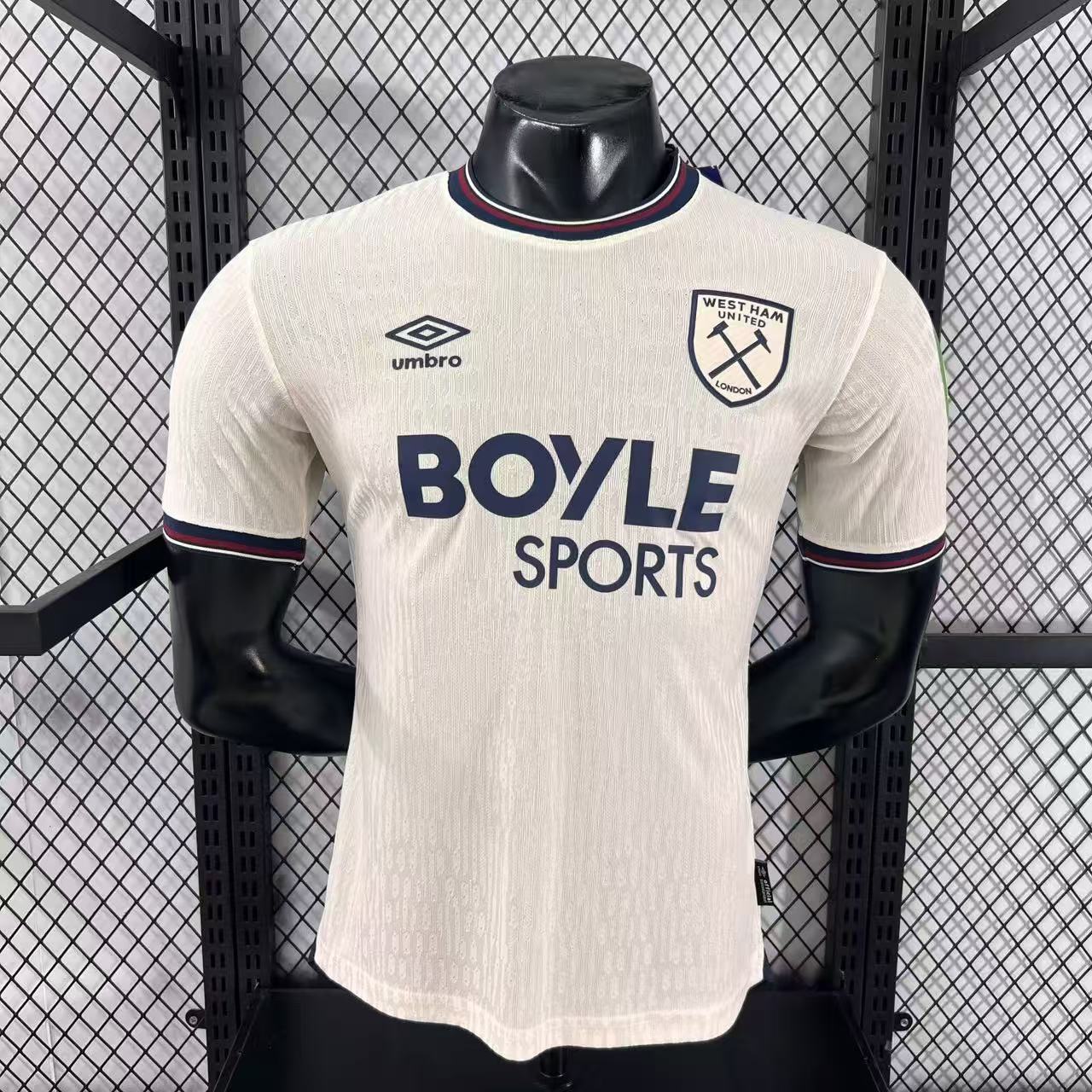 25-26 Player West Ham United  Visitante