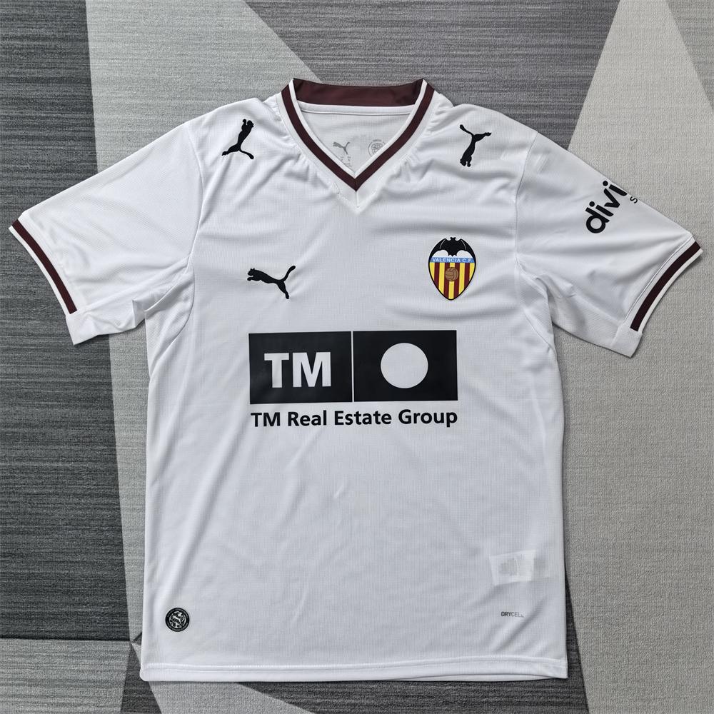 26-27 Fan Valencia CF Local