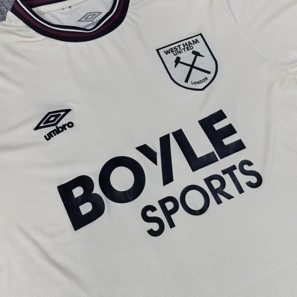 25-26 Fan West Ham United Local